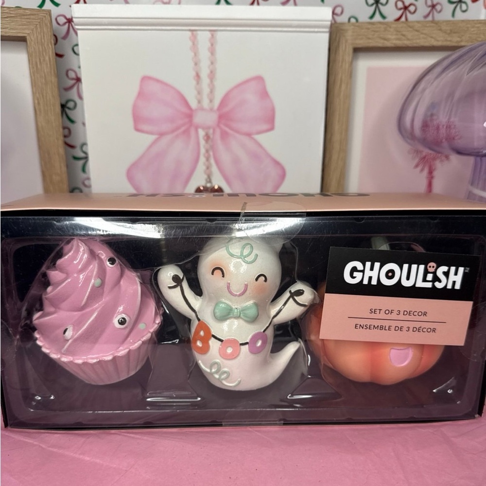 GHOULISH Set of 3 Halloween Cupcake Ghost and Pumpkin Decor